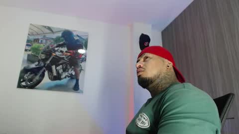 Snapshot of soy_apolo chatting on 30, 9, 2025 soy_apolo online show from 30, 9, 2025