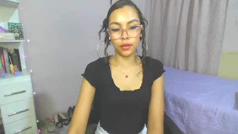 Snapshot of soy_miauhg chatting on 8, 6, 2026 Miauhg online show from 8, 6, 2026