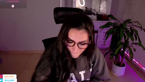 Luisa    online show from 31, 1, 2025