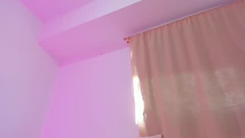 Instagram Soyamandaa  1 online show from 9, 11, 2025