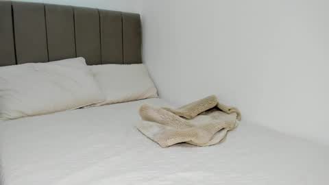 Instagram Soyamandaa  1 online show from 19, 4, 2026