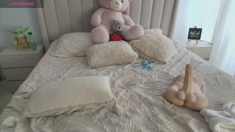 Snapshot of soyhinata__ chatting on 25, 12, 2024 Adeline independent model online show from 25, 12, 2024