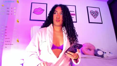 Juliana online show from 3, 2, 2025