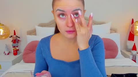 Snapshot of spacelady_ chatting on 20, 12, 2025 Julia online show from 20, 12, 2025