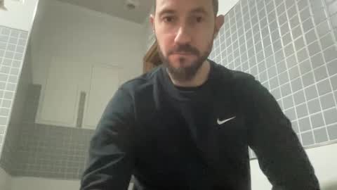 spainmenhot69 online show from 8, 12, 2024