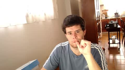 spanish online show from 1, 2, 2025