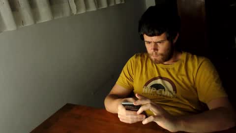 spanish online show from 3, 3, 2025