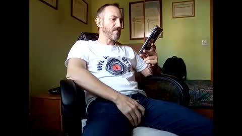Manu  online show from 26, 4, 2026