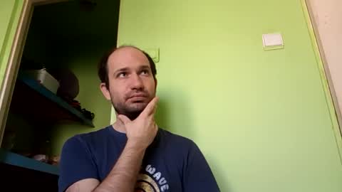 Snaiky online show from 12, 2, 2026