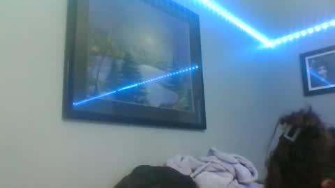 Snapshot of sparklelove69 chatting on 10, 5, 2026 Scottietee online show from 10, 5, 2026