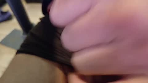 Snapshot of sparklenuts17 chatting on 11, 3, 2025 sparklenuts17 online show from 11, 3, 2025