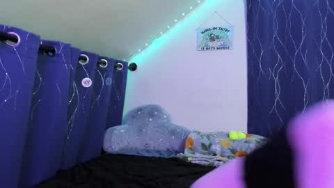 Atticus Pendragon online show from 26, 11, 2025