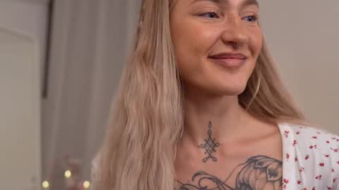 Snapshot of sparks__daisy chatting on 31, 1, 2025 DAISY online show from 31, 1, 2025