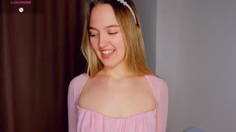 Snapshot of sparkusha chatting on 10, 2, 2026 Mary online show from 10, 2, 2026