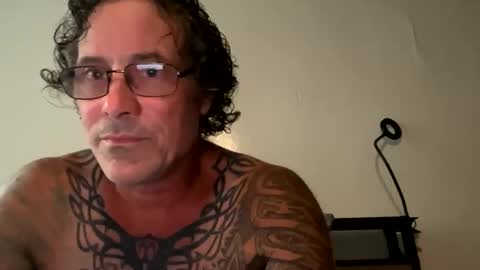 specter1972 online show from 26, 11, 2025