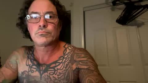 specter1972 online show from 15, 12, 2025