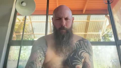 Beard Guy online show from 6, 11, 2025