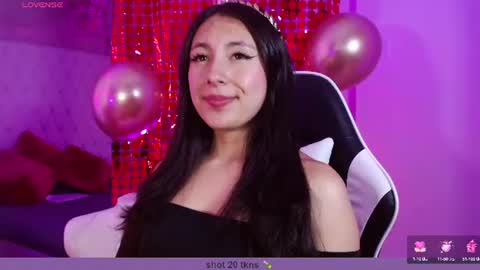 Snapshot of spicy__scarlett chatting on 19, 7, 2026 scarlett online show from 19, 7, 2026