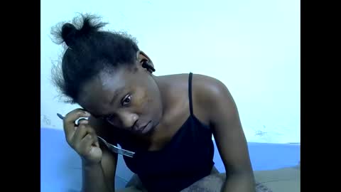 Snapshot of spicy_kittie chatting on 8, 6, 2026 Kittle online show from 8, 6, 2026