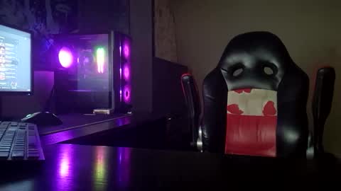 Snapshot of spicyfox420 chatting on 13, 10, 2025 SpicyFox420 online show from 13, 10, 2025