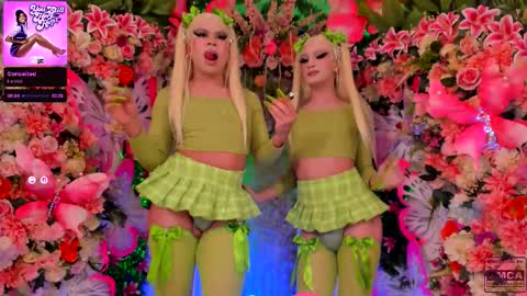 Snapshot of spicysluts chatting on 1, 11, 2025 Alison Sharon online show from 1, 11, 2025