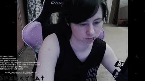 Snapshot of spookybat chatting on 17, 12, 2024 Shio online show from 17, 12, 2024