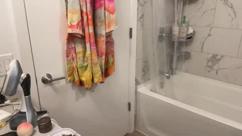 ALEX online show from 8, 1, 2025