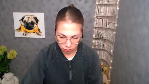 Karina online show from 28, 1, 2025