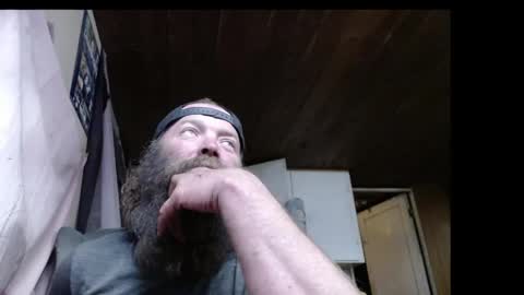 Snapshot of squegly chatting on 27, 4, 2026 Bryan online show from 27, 4, 2026
