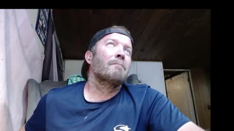 Snapshot of squegly chatting on 25, 5, 2026 Bryan online show from 25, 5, 2026