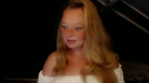 Snapshot of squirtlady89 chatting on 1, 8, 2026 squirtlady89 online show from 1, 8, 2026