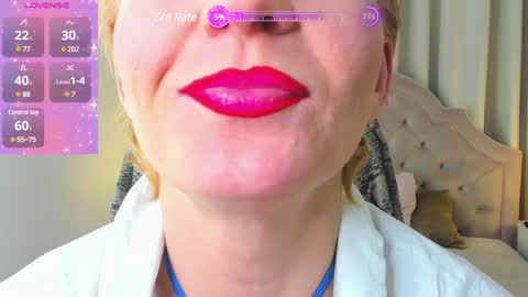 Snapshot of squirtymom chatting on 3, 12, 2024 Alisa online show from 3, 12, 2024