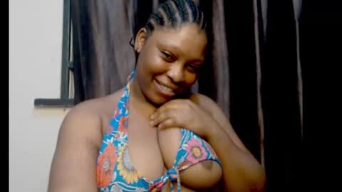 Snapshot of squirtyqueenxx chatting on 19, 9, 2025 gold online show from 19, 9, 2025