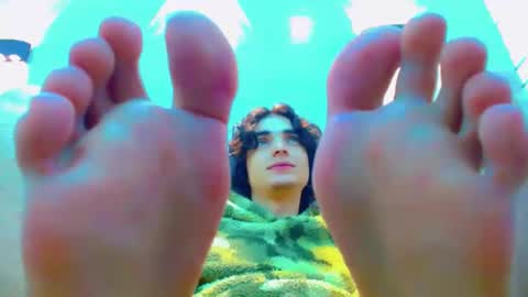 ethan online show from 25, 10, 2025