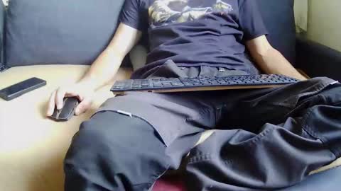 Snapshot of srevinu chatting on 15, 11, 2025 Srevinu online show from 15, 11, 2025