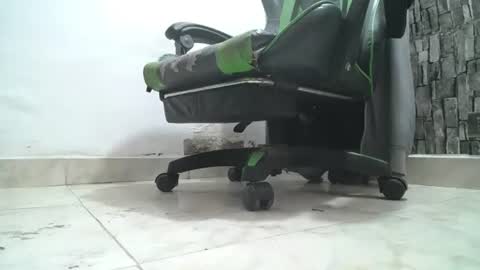 Snapshot of srfindomfeet_ chatting on 2, 7, 2026 sr master cum its my old account online show from 2, 7, 2026