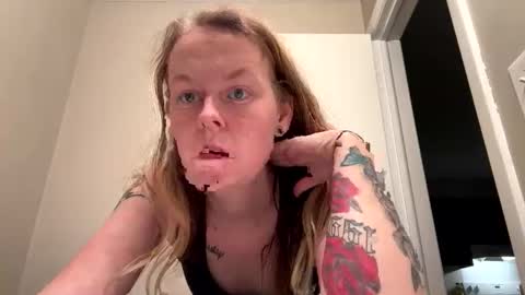 sriley386444137 online show from 23, 12, 2024