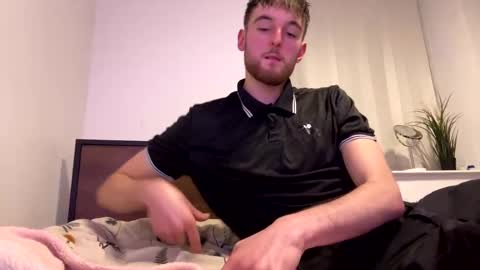 Snapshot of srr23man chatting on 16, 12, 2025 srr23man online show from 16, 12, 2025