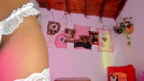 Snapshot of srsexy98 chatting on 30, 10, 2025 srsexy98 online show from 30, 10, 2025