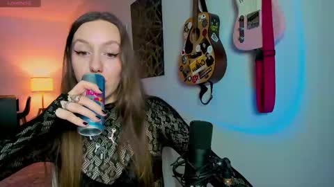 Anni if Im offline for a long time Im depressed feel free to support me offline online show from 11, 2, 2025