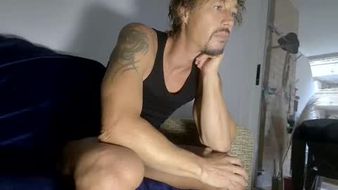 St Amor online show from 13, 10, 2025