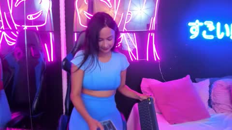 staarlightt online show from 15, 11, 2025