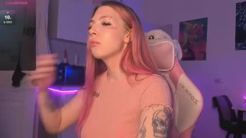 Snapshot of stacy__vice chatting on 12, 3, 2025 Stacy online show from 12, 3, 2025