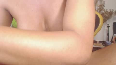 Snapshot of stacy_cummer chatting on 2, 11, 2025 stacy_cummer online show from 2, 11, 2025