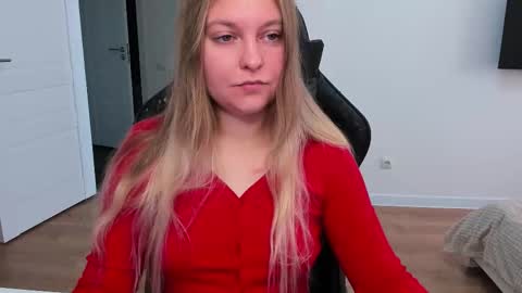 Stacy  online show from 19, 10, 2025