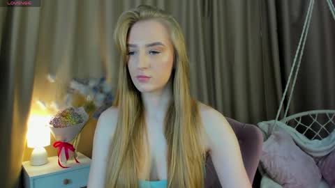 Stacy Mon Tue Wed Thu Fri Sun GMT GMT 3 1000am - 0400pm  online show from 8, 4, 2026