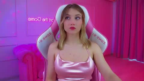 StacyEvances online show from 19, 6, 2026
