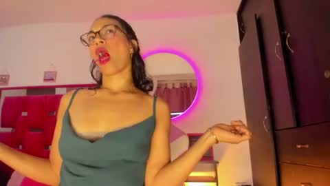 stacy fox online show from 30, 6, 2026