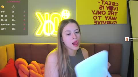 Stacy online show from 11, 4, 2026