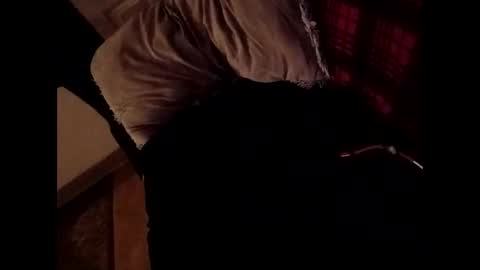 Straightupdownbad online show from 4, 3, 2026